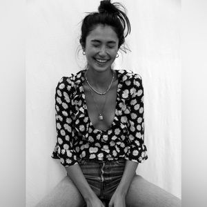 RÉALISATION PAR Cher Daisy Top